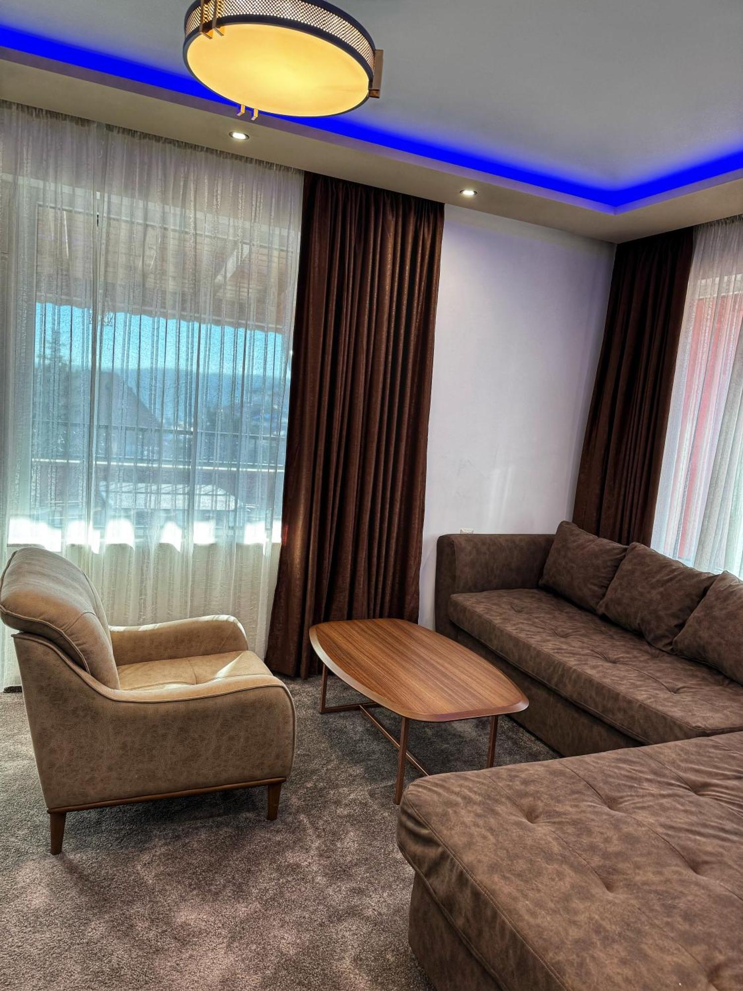 Hotel Diamant دوسبات المظهر الخارجي الصورة